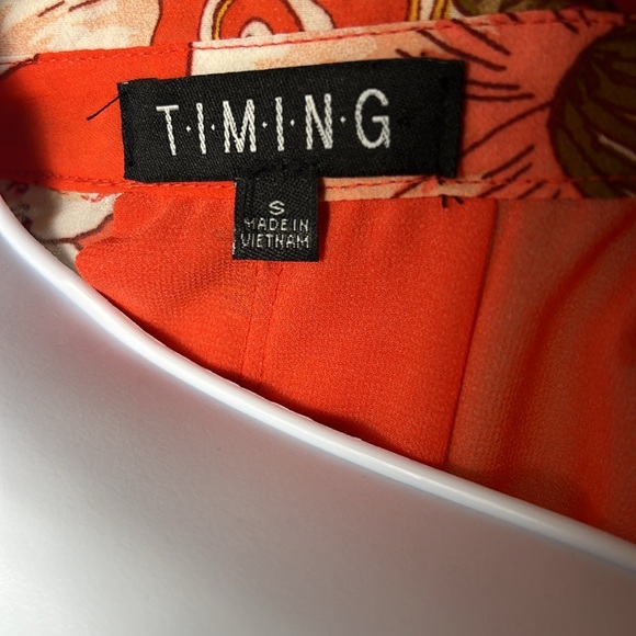 Floral Print Sheer Tie-Front Blouse - Picture 3 of 3